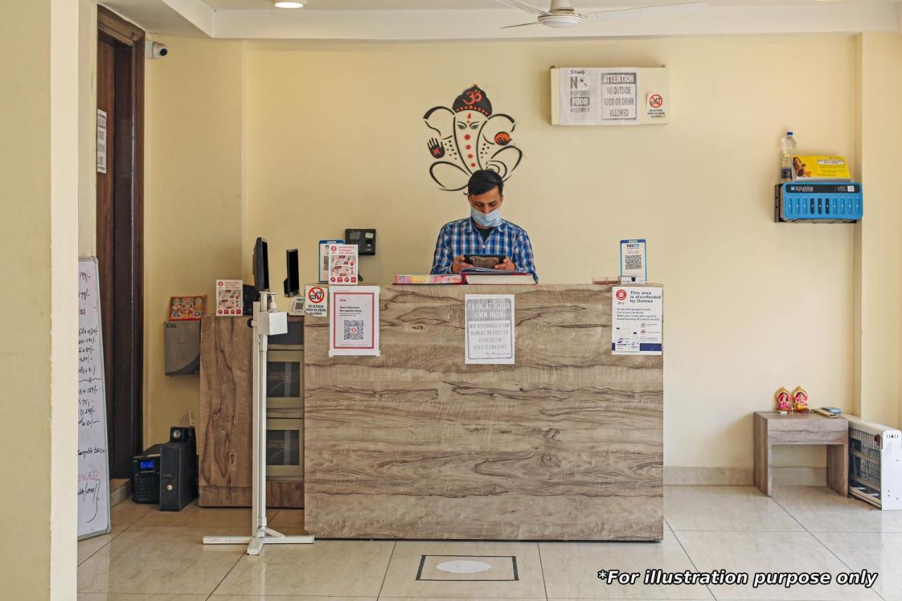 Oyo Flagship 69860 Mastana Palace Varanasi Exterior foto